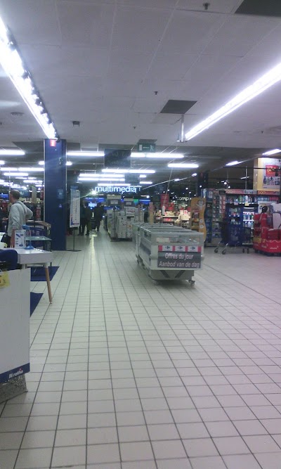 Photos of hypermarch&eacute; Carrefour