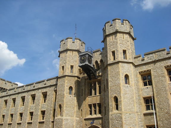 Clock on Waterloo Barracks, Tower of London