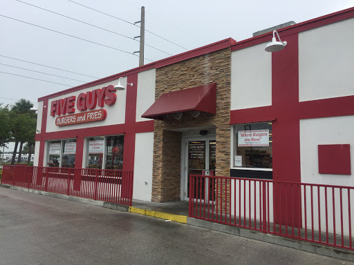 Fast Food Restaurant «Five Guys», reviews and photos, 500 E Merritt Island Causeway, Merritt Island, FL 32952, USA