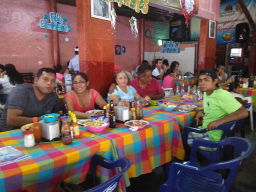 Mariscos Yolanda, Avenida Cuauhtémoc 82, Centro, 40890 Ejido del Centro, Gro., México, Alimentación y bebida | GRO