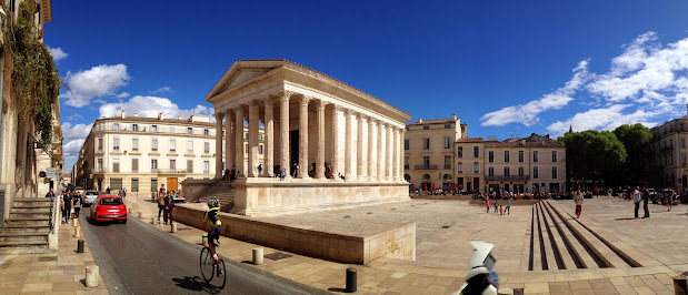 Мезон Карре (Maison Carrée) - «Квадратный дом» Достопримечательности Нима (Nîmes)