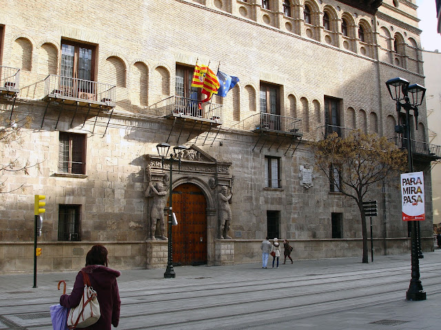 Продажный день.