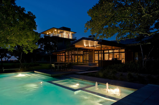 House on Cedar Hill design by Cunningham Architects