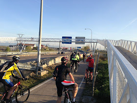 Unas fotos de nuestra ruta de Tres Cantos a Las Matas - Abril 2013 Unas fotos de nuestra ruta de Tres Cantos a Las Matas - Abril 2013
