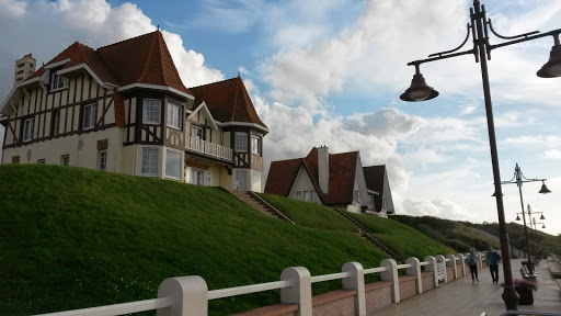 Beach Hotel - Auberge des Rois