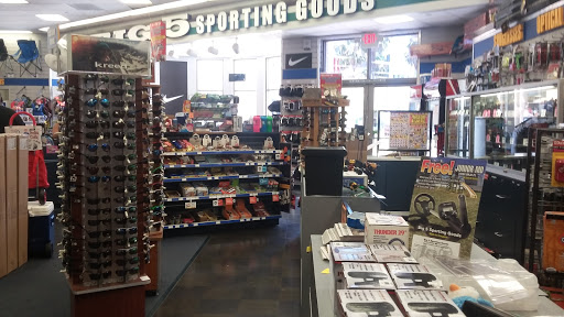 Sporting Goods Store «Big 5 Sporting Goods - Long Beach (4Th Street)», reviews and photos, 205 E 4th St B-115, Long Beach, CA 90802, USA