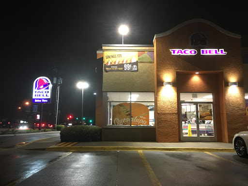 Mexican Restaurant «Taco Bell», reviews and photos, 756 W Pipeline Rd, Hurst, TX 76053, USA