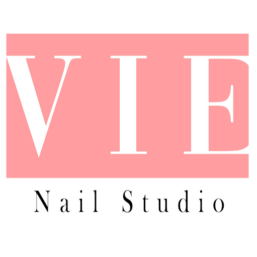 Vie Nail Studio logo