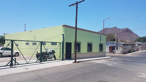 Escuela de Judo Hernandez, esq. numero 40, Calle Trece & Calle XV, Centro, Heroica Guaymas, Son., México, Escuela de judo | SON