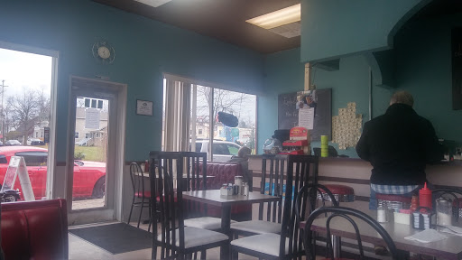 American Restaurant «Bridge Street Coney Cafe», reviews and photos, 123 N Bridge St, Linden, MI 48451, USA