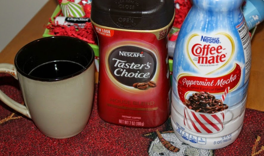 Enjoying Tasters Choice House Blend with Coffee-Mate Peppermint Mocha Creamer while entertaining in the mornings #HolidayMadeSimple