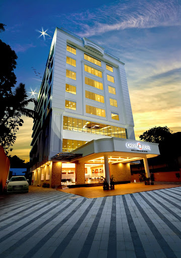 The Chrysoberyl Hotel & Convention Center, K K Road, Eerayil Kadavu, Kanjikuzhi, Kottayam, Kerala 686002, India, Recreation_Centre, state KL