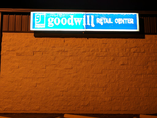 Donations Center «Goodwill Industries Corbin», reviews and photos