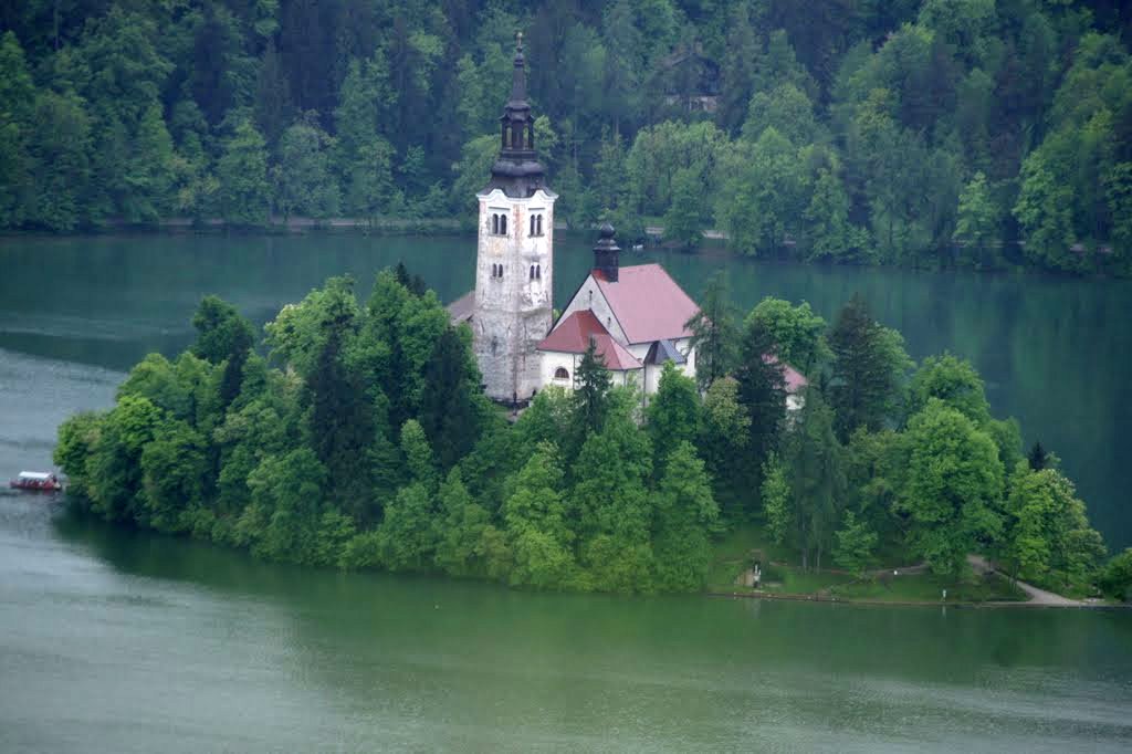 Майские выходные в Словении: море, горы, озёра, замки...
