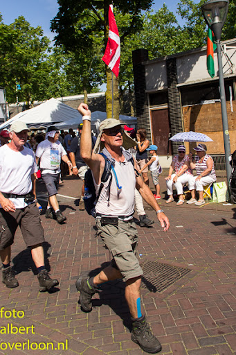vierdaagse door cuijk 18-7-2014 (40).jpg