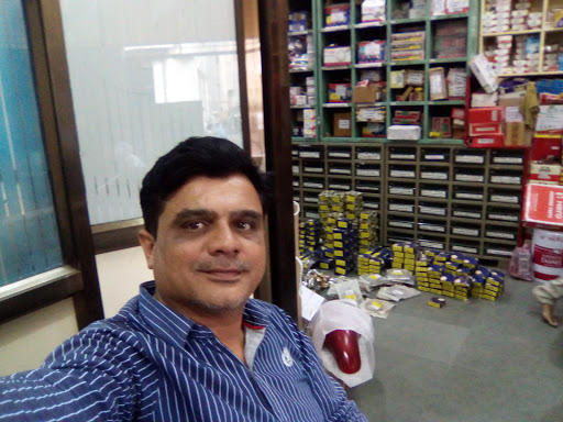 R.S. Marketing, Alankar Market, Railli Jin., Akola, Maharashtra, India, Automobile_Spare_parts_Wholesaler, state MH
