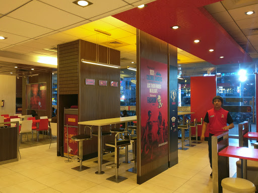 KFC, Ground Floor, Vadodara Central Mall, Genda Circle, Sayaji Path, Opposite Central Square Mall, Baroda, Alkapuri, Vadodara, Gujarat 390004, India, Delivery_Restaurant, state GJ