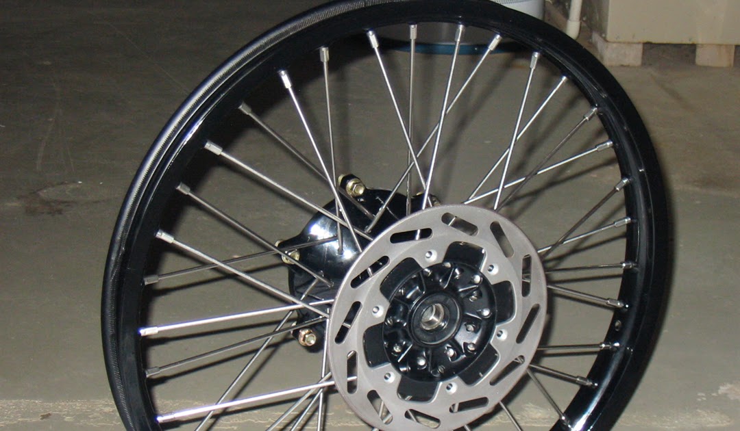 Creating a Kustom GN400 Motorcycle Rear wheel is HERE!