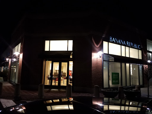 Clothing Store «Banana Republic», reviews and photos, 640 Commons Way, Bridgewater, NJ 08807, USA