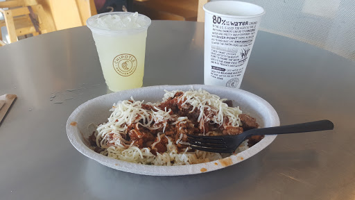 Mexican Restaurant «Chipotle Mexican Grill», reviews and photos, 5310 Lakewood Blvd, Lakewood, CA 90712, USA