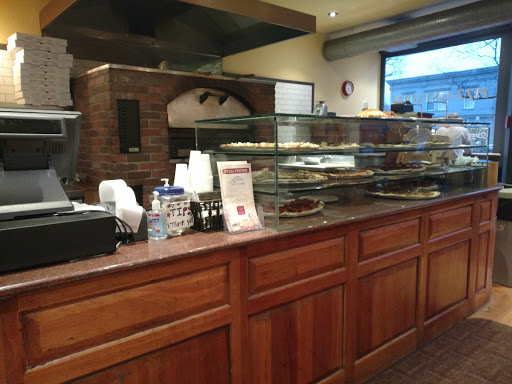 Pizza Restaurant «Pizza Station», reviews and photos, 27 Parkway #1, Katonah, NY 10536, USA