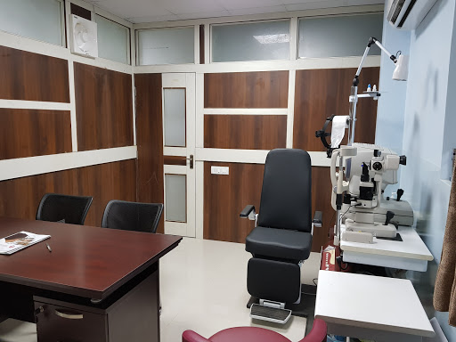 Muskan Eye Hospital, S-3, Near Samarjit Gas agency, City Centre, Sector 4, Bokaro Steel City, Jharkhand 827004, India, Clinic, state JH