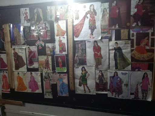 Radhika Boutique, 16 Bansi Nagar Hingna Naka, Hingna Road Nagpur, Nagpur, Maharashtra 440016, India, Boutique, state MH