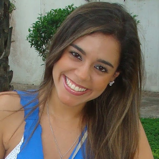 Fernanda Leal Photo 31