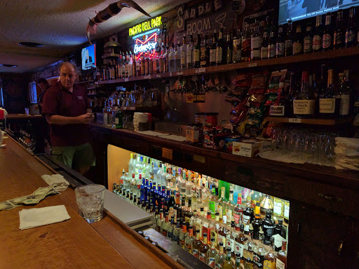 Cocktail Bar «Saddle Room Bar», reviews and photos, 1607 Woodside Rd, Redwood City, CA 94061, USA