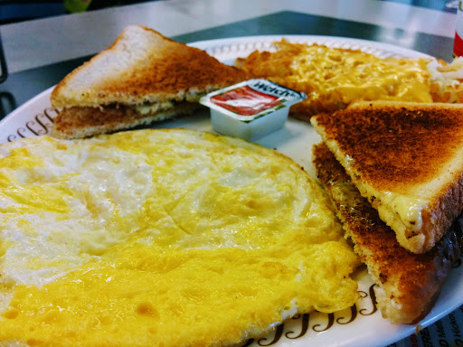 Breakfast Restaurant «Waffle House», reviews and photos, 495 Premier Cir, Charlottesville, VA 22901, USA
