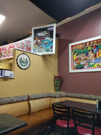 Restaurant «Nerys Pupuseria», reviews and photos, 609 E Main St #609u, Purcellville, VA 20132, USA
