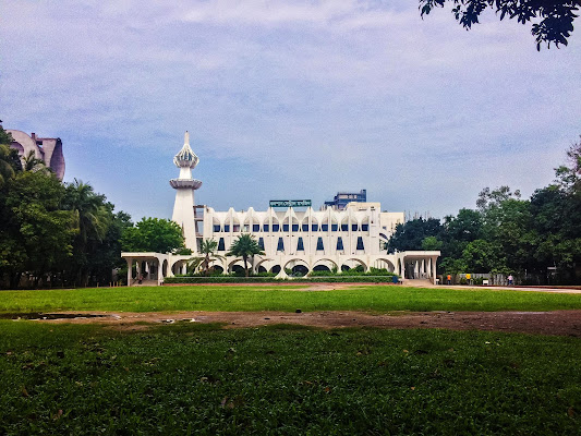 Gulshan Central Masjid