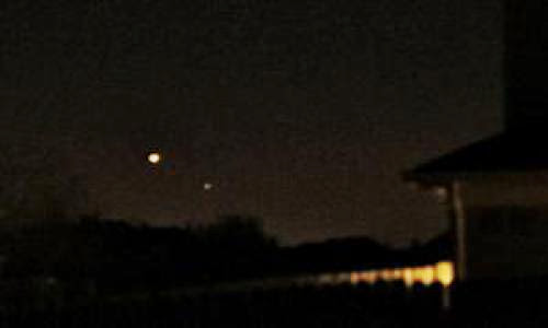 Ufo Sightings Glowing Orbs Over Frisco Texas February 01 2013