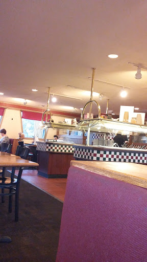 Pizza Restaurant «Pizza Hut», reviews and photos, 412 E Main St, Batavia, NY 14020, USA
