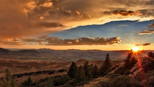 Sunset Over the Lost River Mountains, Idaho.jpg