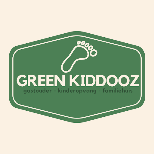 Green Kiddooz logo