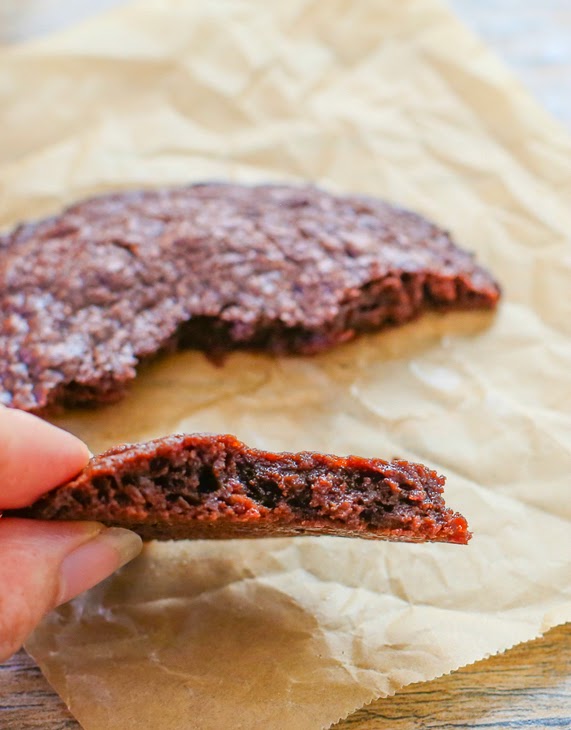 close-up photo of a piece of nutella cookie