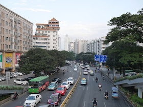 Zhongfa Road (钟法路) in Zhangzhou