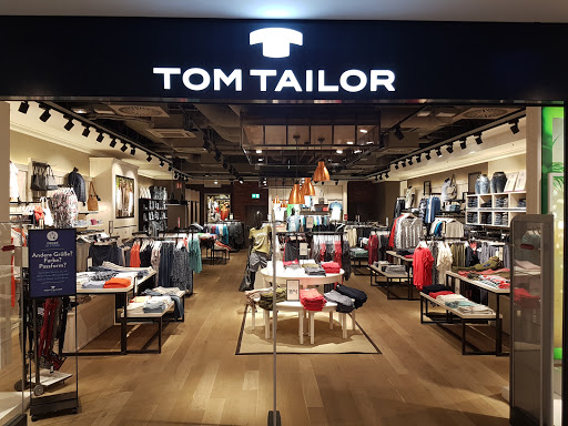 Thomas store. Орджоникидзе 11 магазин том Тейлор расположение. Tom Tailor компании Германии. Магазин том Тейлор Новосибирск Сан Сити. Магазин том Тейлор бутс график работы.