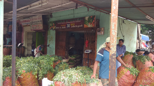 Belagavi Wholesale Vegetable Market, Fort Rd, रविवार पेठ, Belagavi, Karnataka 590016, India, Produce_Wholesaler, state KA