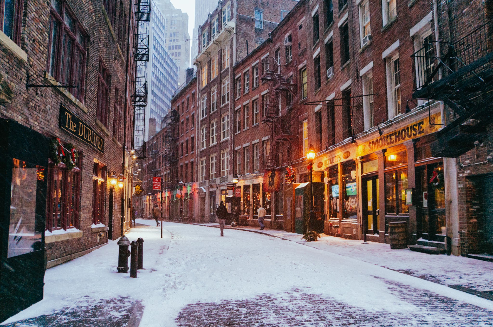 Stone Street, NYC in the winter CozyPlaces