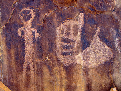 Petroglyphs in Three Finger Canyon