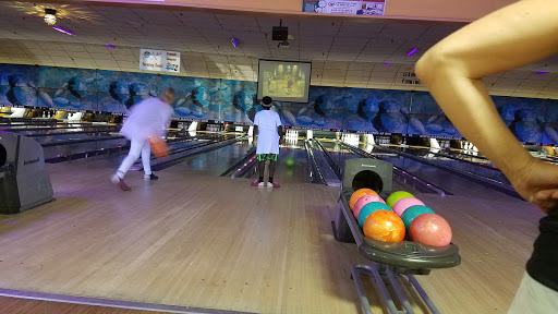 Bowling Alley «Rockville Centre Lanes», reviews and photos, 100 Maple Ave, Rockville Centre, NY 11570, USA