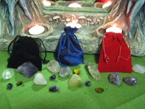 Basic Spell Casting How A Mojo Bag Is Made