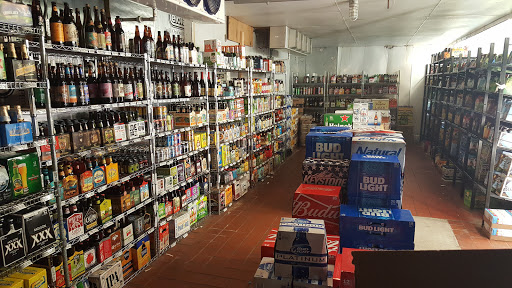 Liquor Store «Sassy Liquors», reviews and photos, 264 Meriden-Waterbury Turnpike, Southington, CT 06489, USA