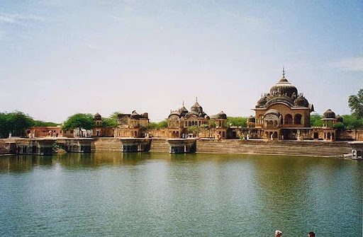 Холм Говардхан