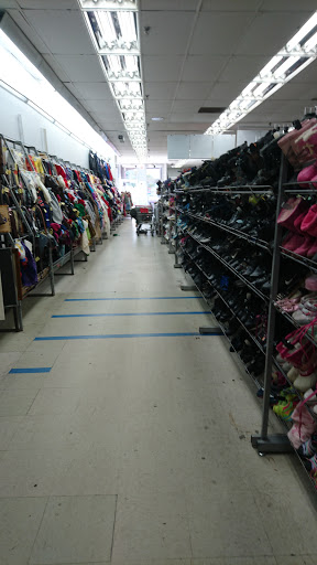 Thrift Store «Village Discount Outlet Store 12», reviews and photos, 4635 N Elston Ave, Chicago, IL 60630, USA