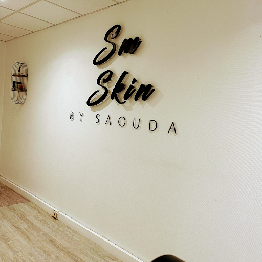 SM SKIN logo