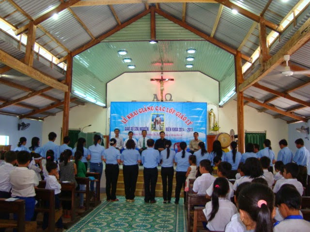 Khai giảng các lớp giáo lý tại Giáo xứ Sơn Nguyên