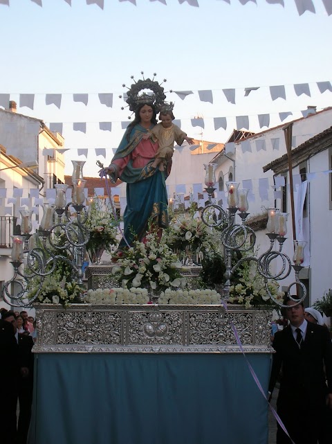 El 24 de mayo 2013, la Municipal de Pozoblanco, procesionará con María Auxiliadora